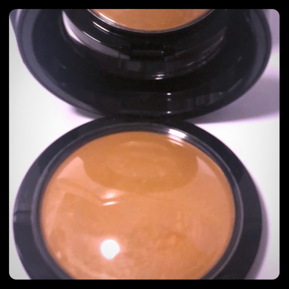 MAC Mineralize Skinfinish (Natural, 0.35 oz)